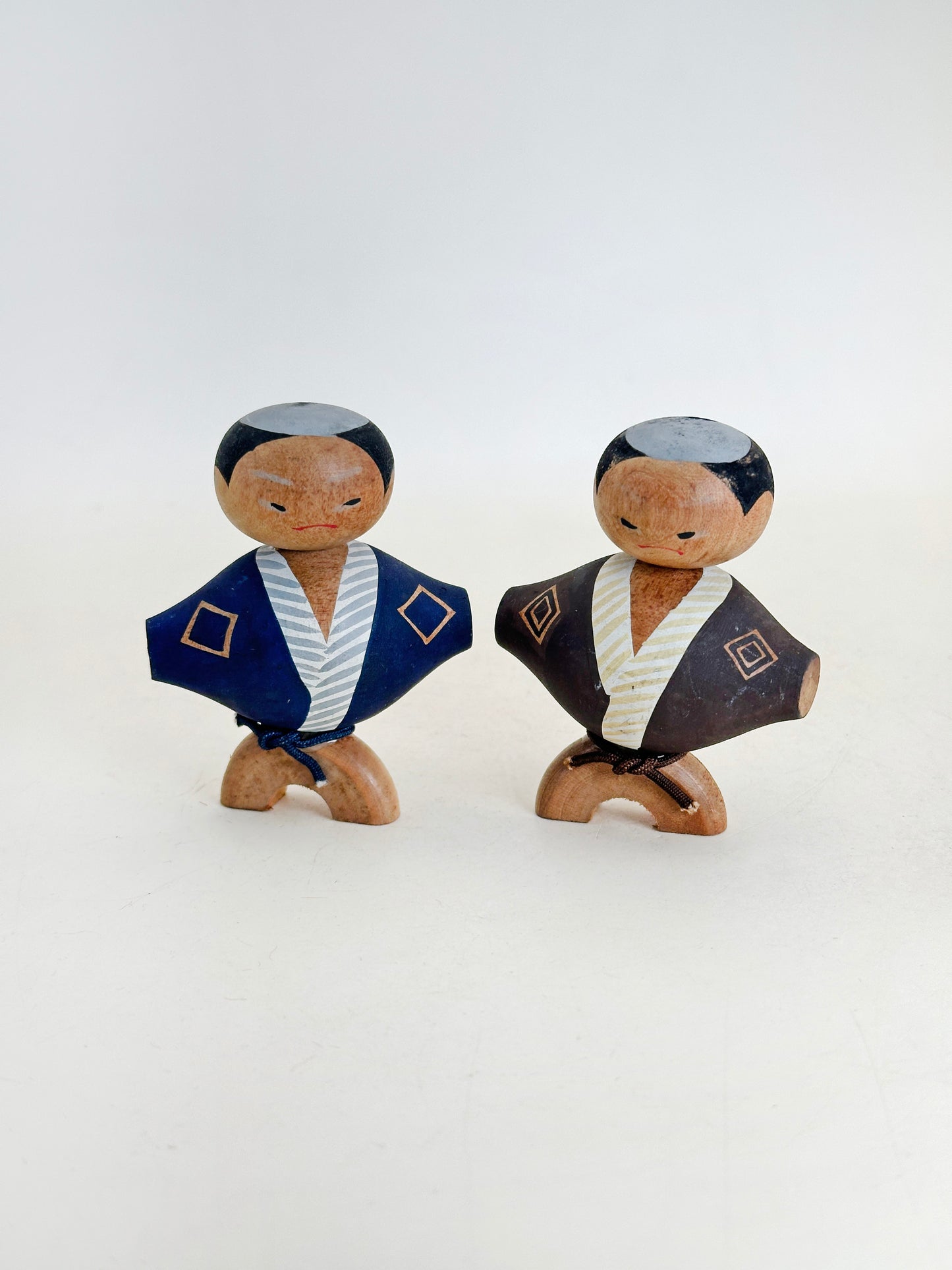 K05065 - Ensemble de Kokeshi Samurai Sōsaku 武士