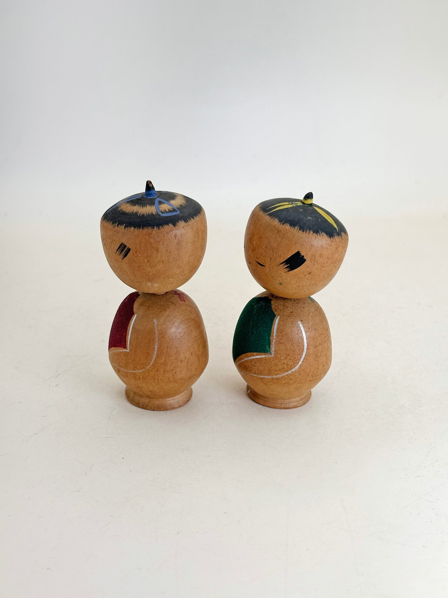 K10229 - Paire de Kokeshi Omiyage Kintarō 金太郎