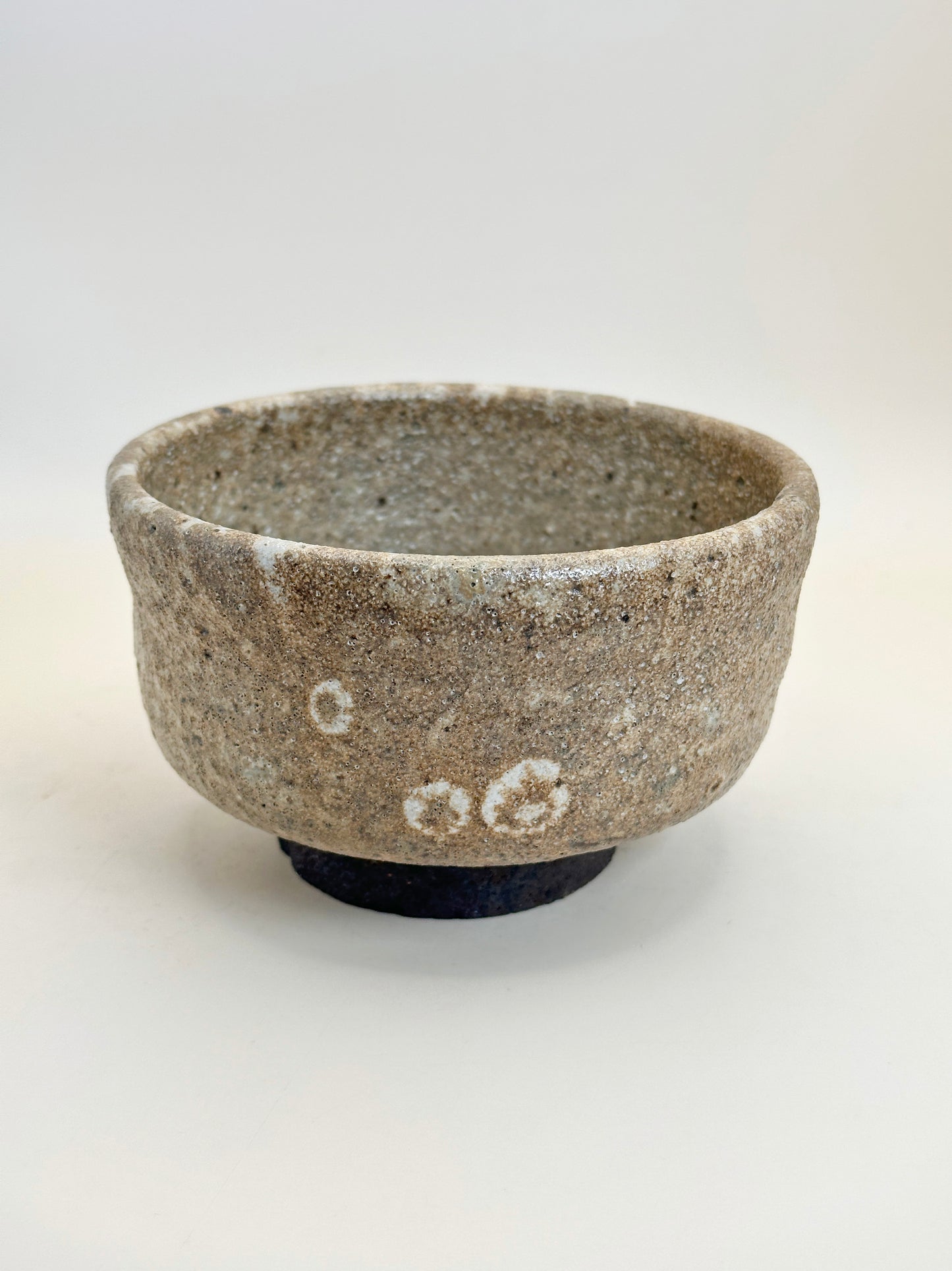 TC36 - Rustic Mikamo-yaki Chawan by Kawarai Bunjiro みかも焼