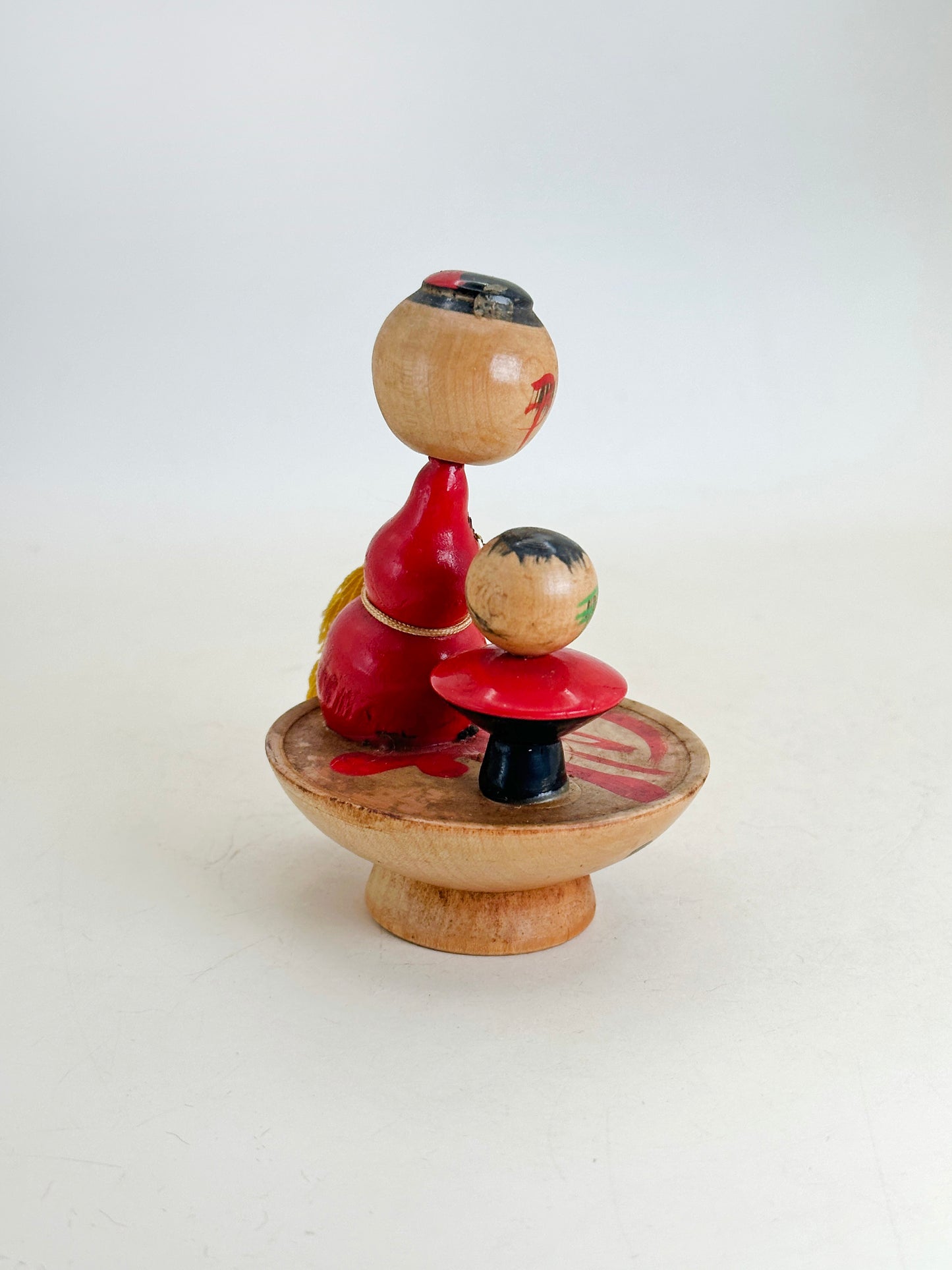 K10215 - Kokeshi Omiyage d'Izumo Taisha 出雲大社