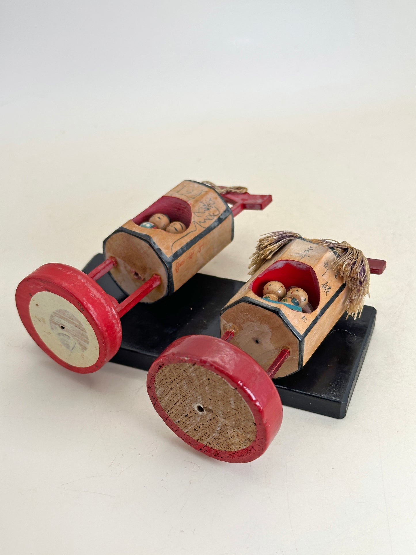 FT438 - Kokeshi Omiyage d'andon 行灯