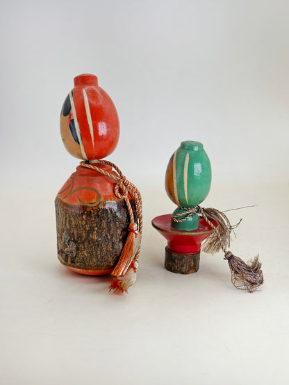 K10227 - Kokeshi de Fukutokkuri et Sakazuki 徳利 盃