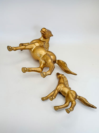 FT284 - Cast Metal Sculpture of Takaoka Dōki 高岡銅器