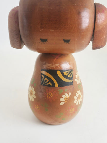 K15149 - Sosaku kokeshi de Hajime Miyashita 宮下はじめ