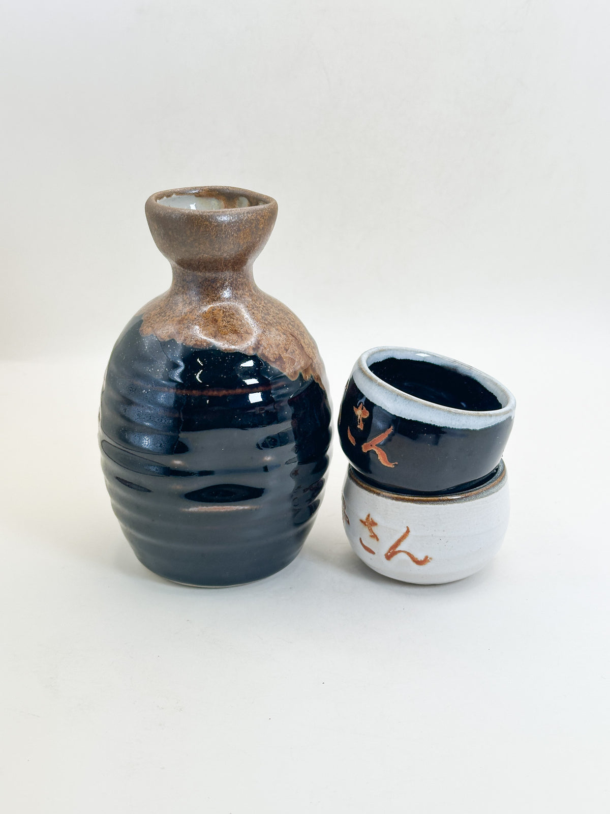 TB409 - Kyō-yaki Sake Set 京焼