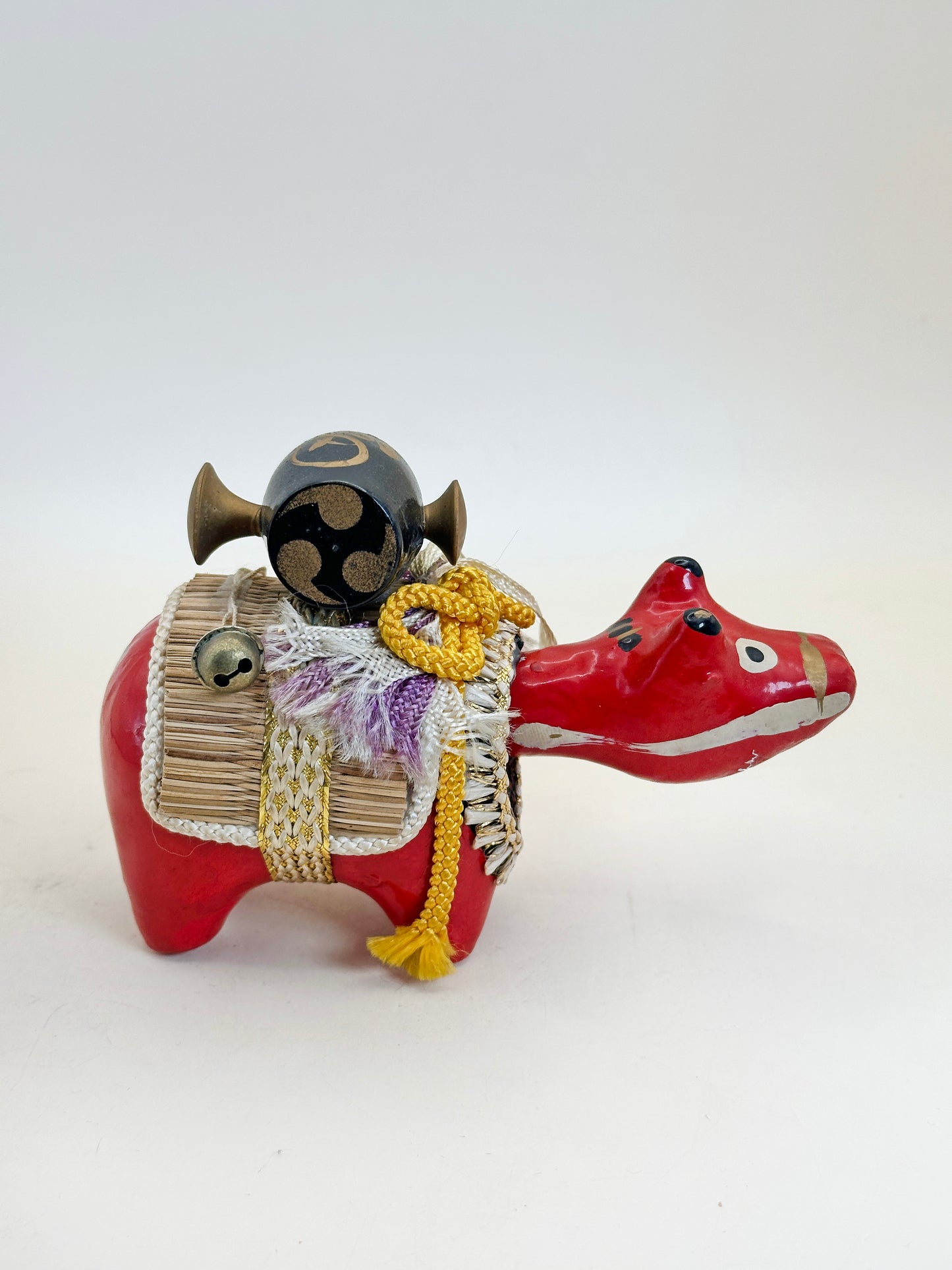 FT288 - Hariko Akabeko – Papier mâché vache rouge 赤べこ