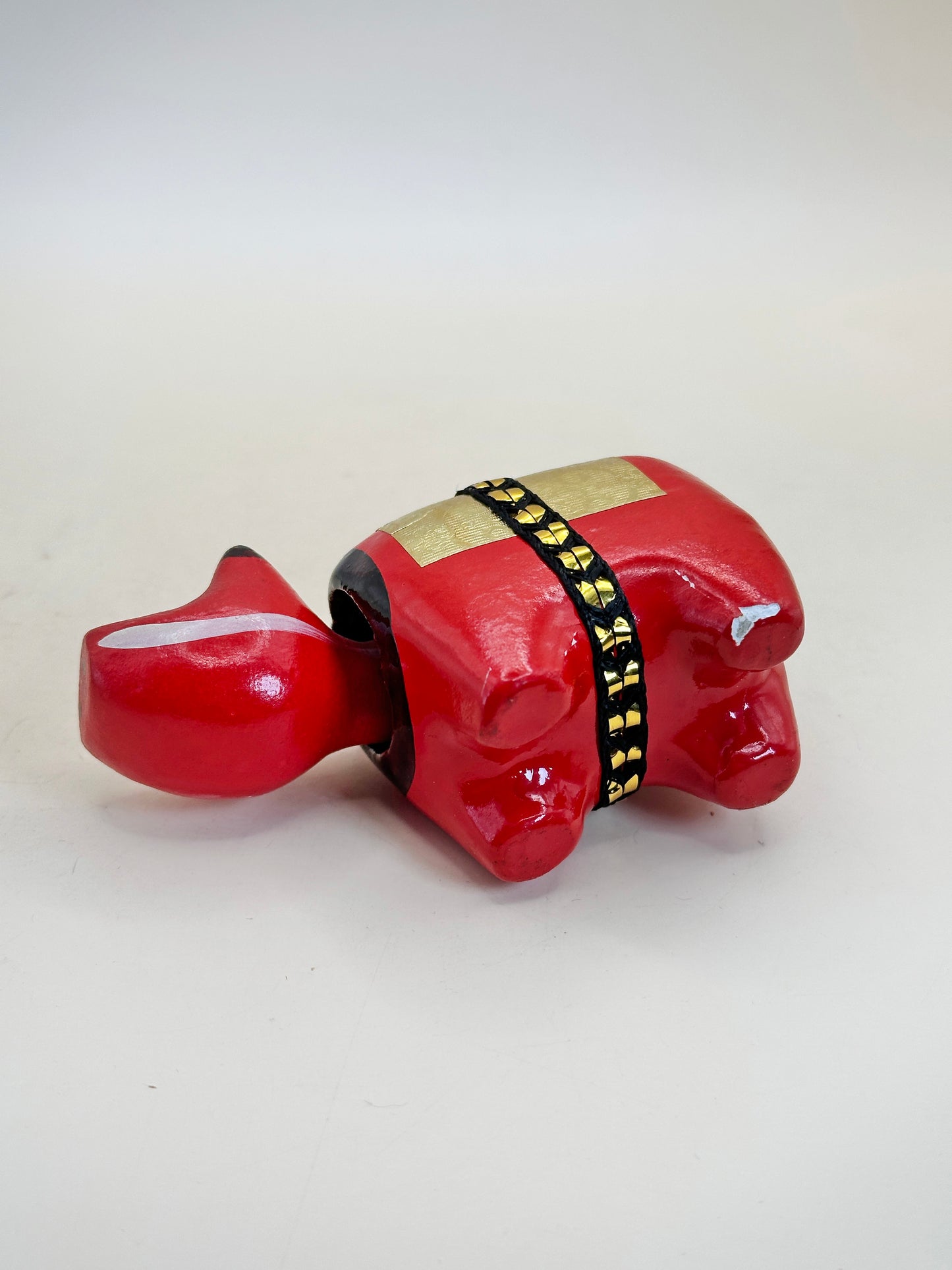 FT289 - Hariko Akabeko – Papier mâché vache rouge 赤べこ