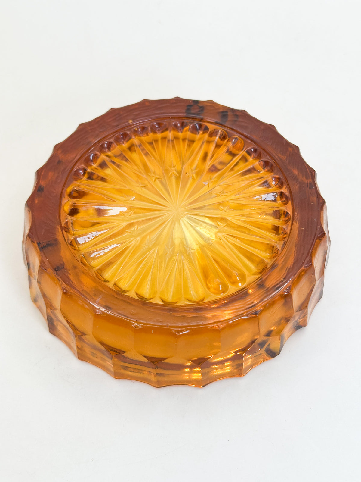 TB408 - Amber Glass Ashtray by SOGA 曽我