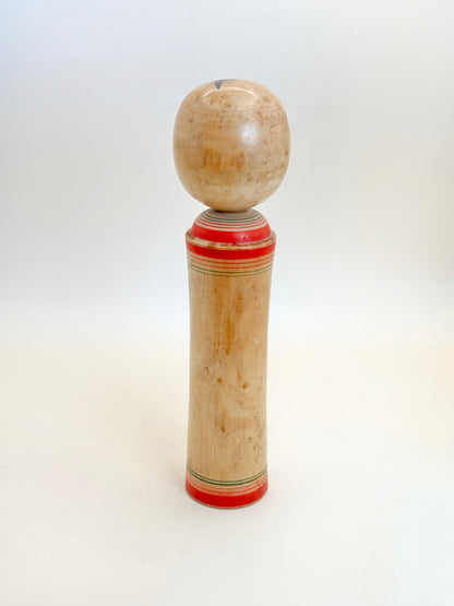 K18126 - Naruko Kokeshi traditionnel par Yasuo Yusa 遊佐泰雄