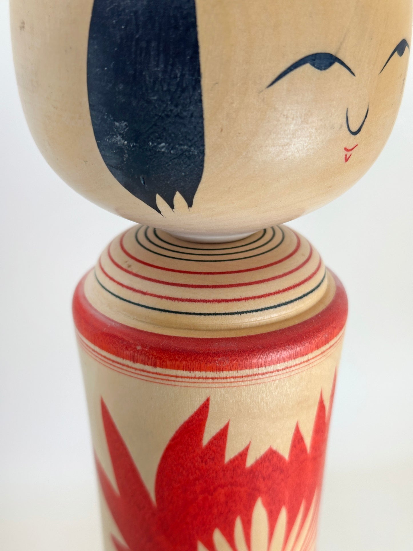 K30038 - Kokeshi de Naruko par Takahashi Teruyuki 高橋輝行