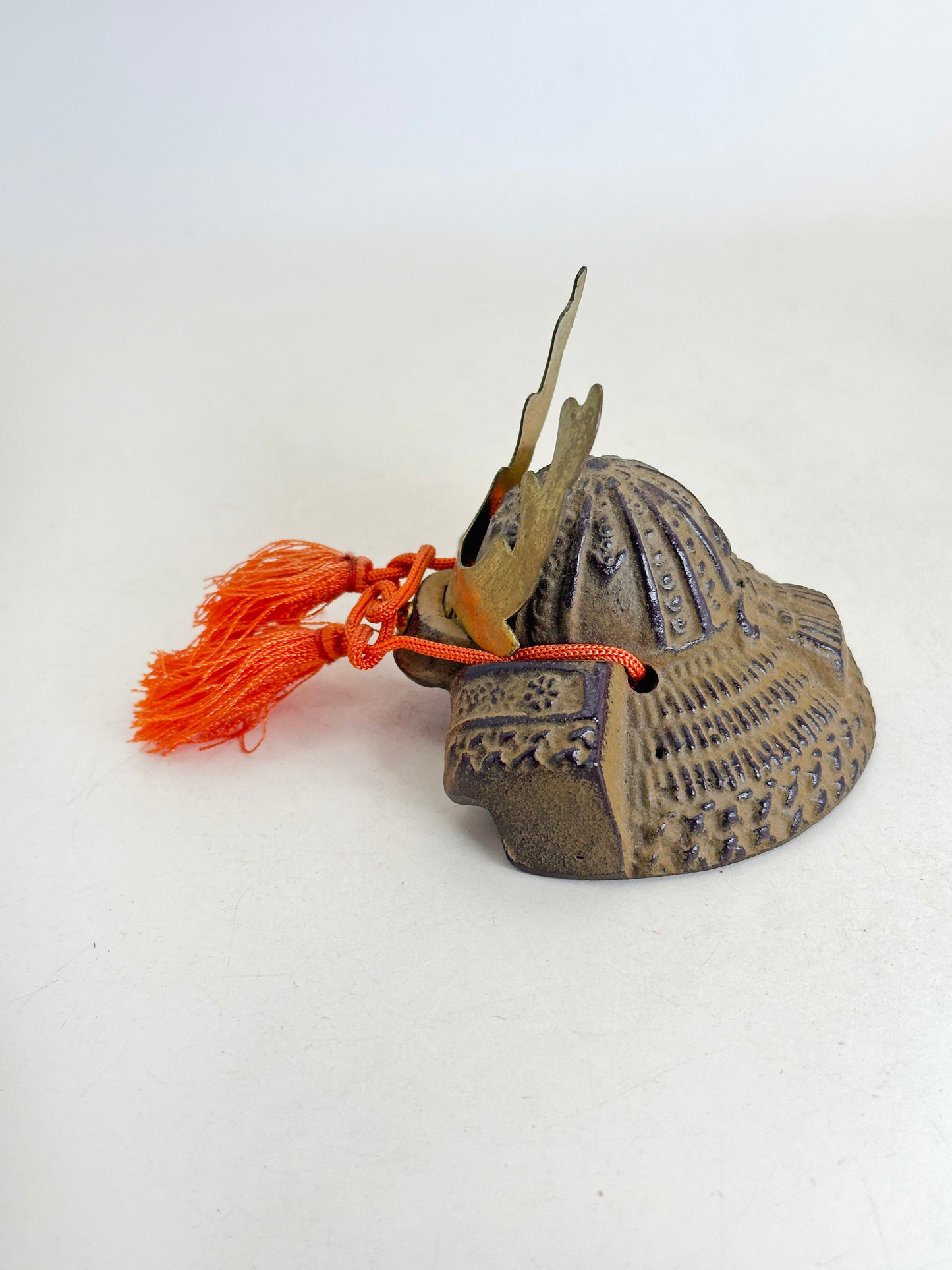 FT431 - Folk Craft of cast iron kabuto ornament 兜飾