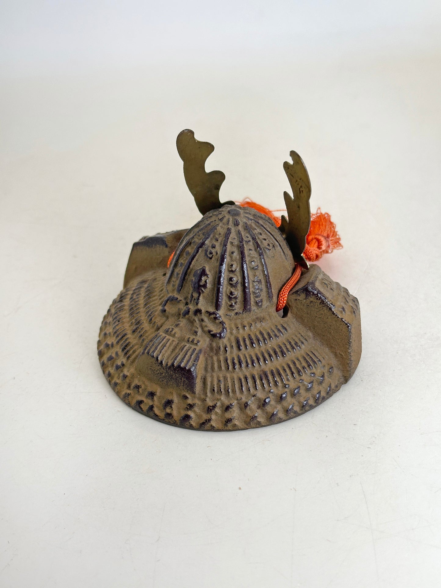 FT431 - Folk Craft of cast iron kabuto ornament 兜飾