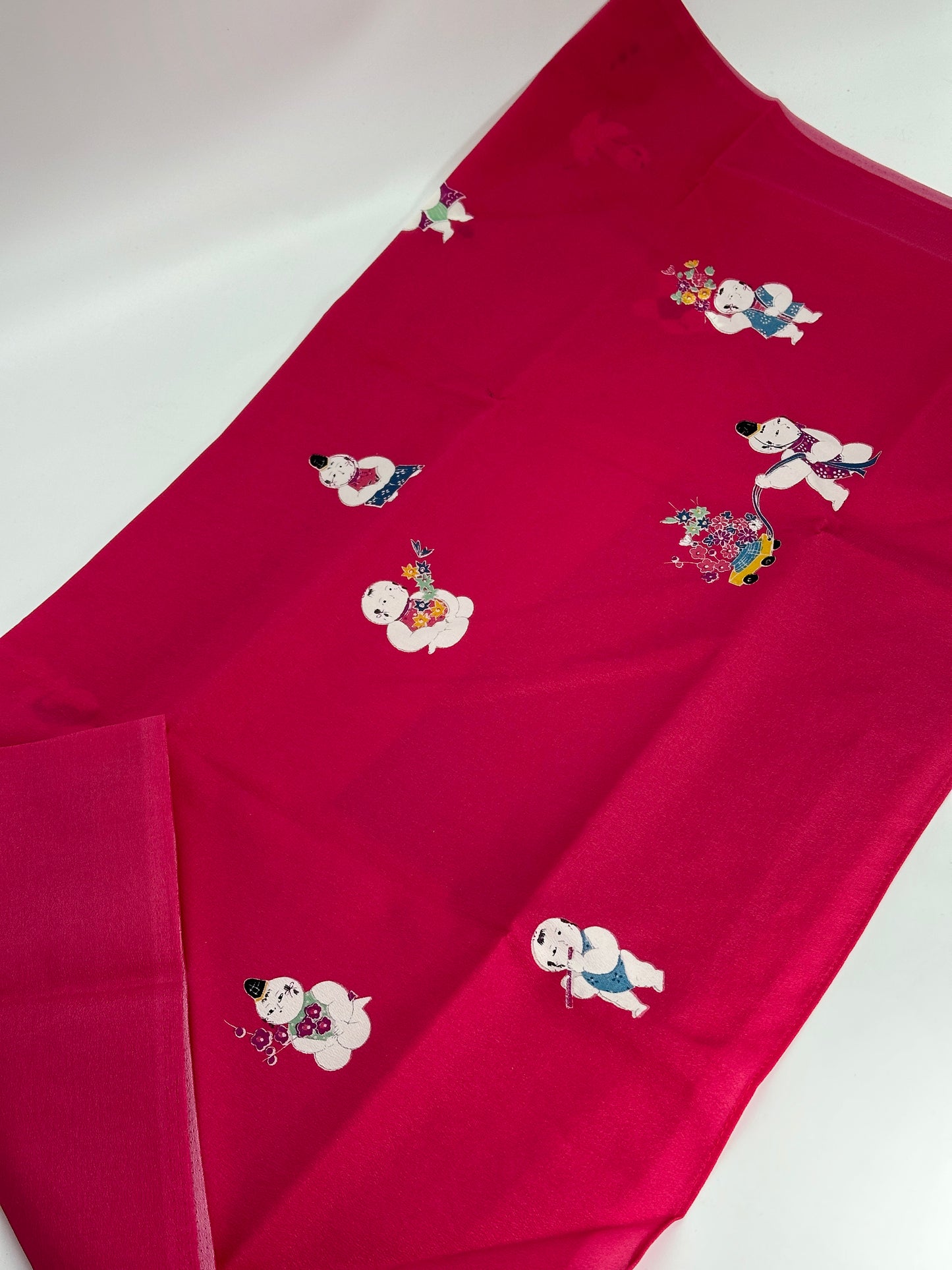 AH22 - Furoshiki de Kotobuki Ningyō 寿人形