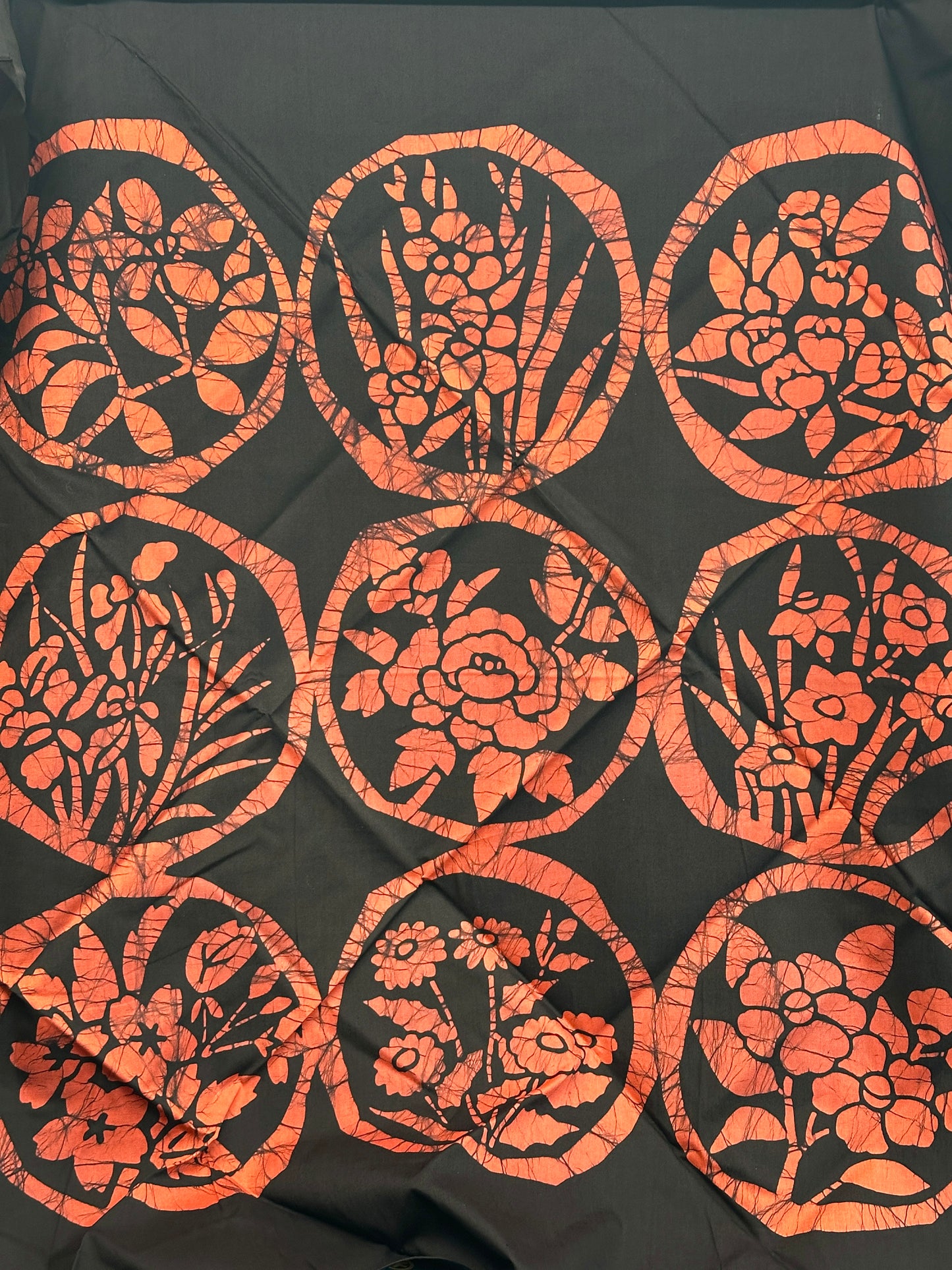 FA28 - Tissu Furoshiki Rōketsu-zome ろうけつ染め