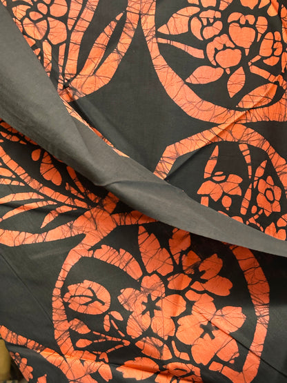 FA28 - Tissu Furoshiki Rōketsu-zome ろうけつ染め