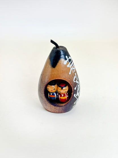 K05054 - Omiyage Kokeshi de Hiruzen Kōgen 蒜山高原