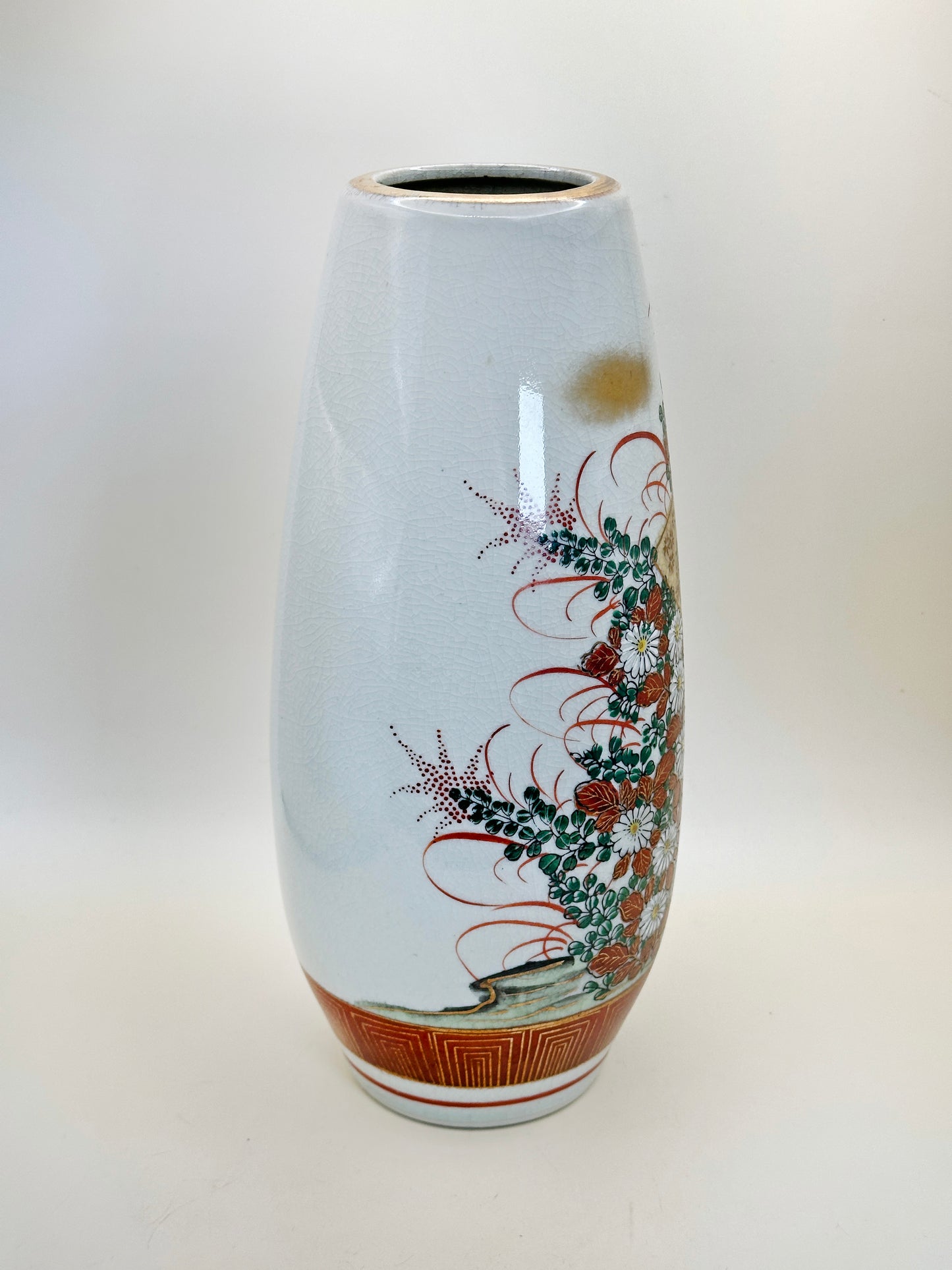 TB151 - Vase en porcelaine Kutani-yaki 九谷焼