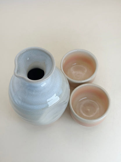 TB268 - Hagi-yaki Tokkuri and cups set 萩焼