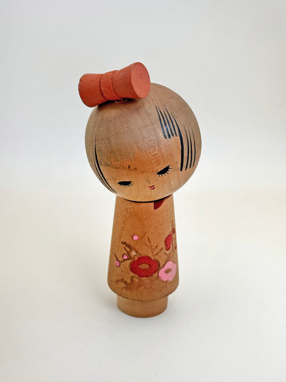 K15111 - Poupée kokeshi Sosaku du printemps 春待ち