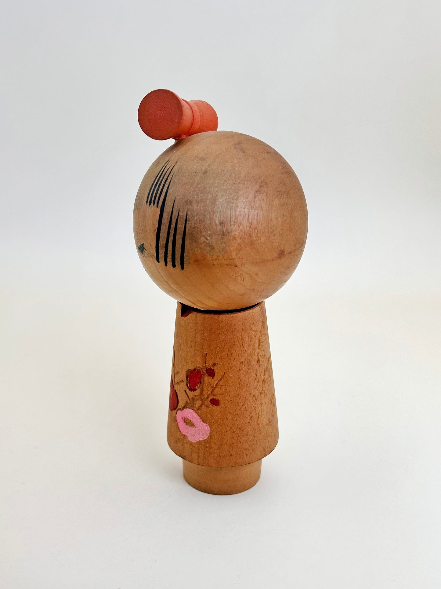 K15111 - Poupée kokeshi Sosaku du printemps 春待ち