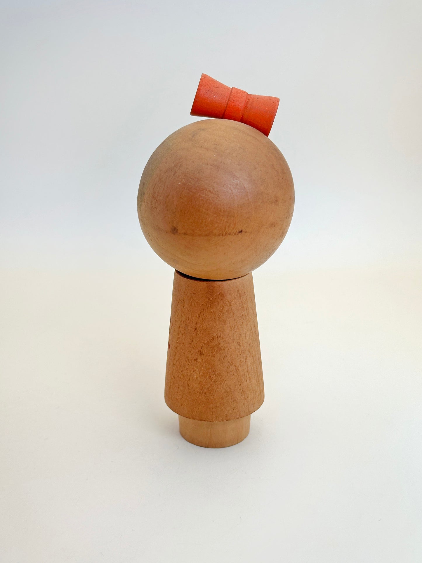 K15111 - Poupée kokeshi Sosaku du printemps 春待ち