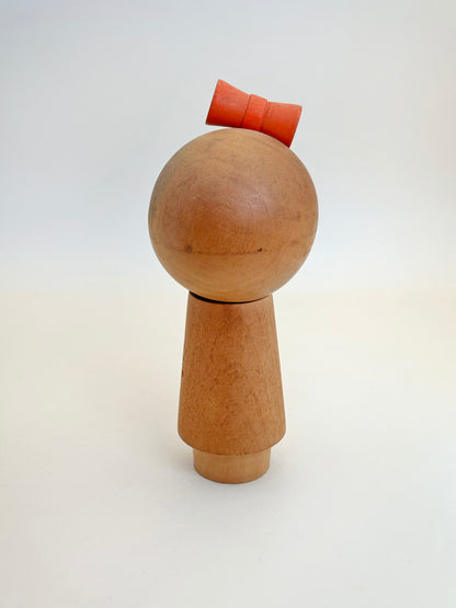 K15111 - Poupée kokeshi Sosaku du printemps 春待ち