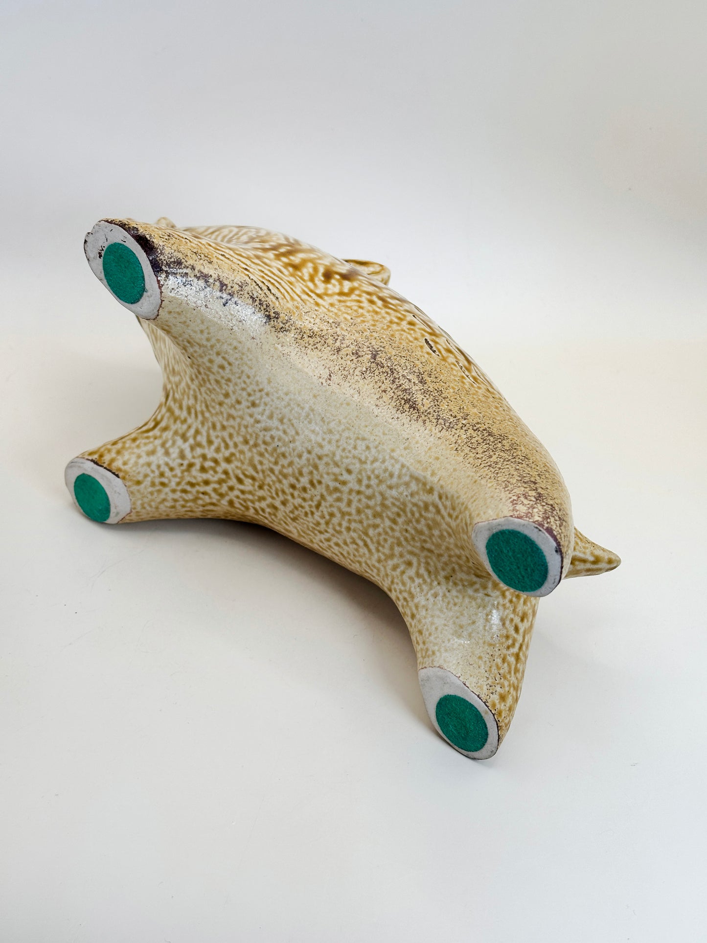 FT301 - Figurine en céramique Kiseto représentant un sanglier