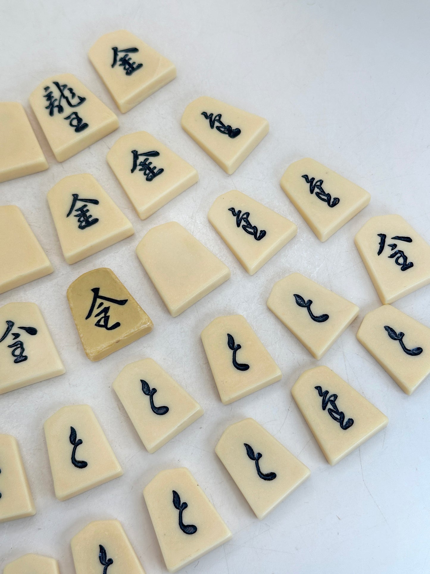 FT433 - Jeu d'échecs japonais Shogi ancien 御將棋駒
