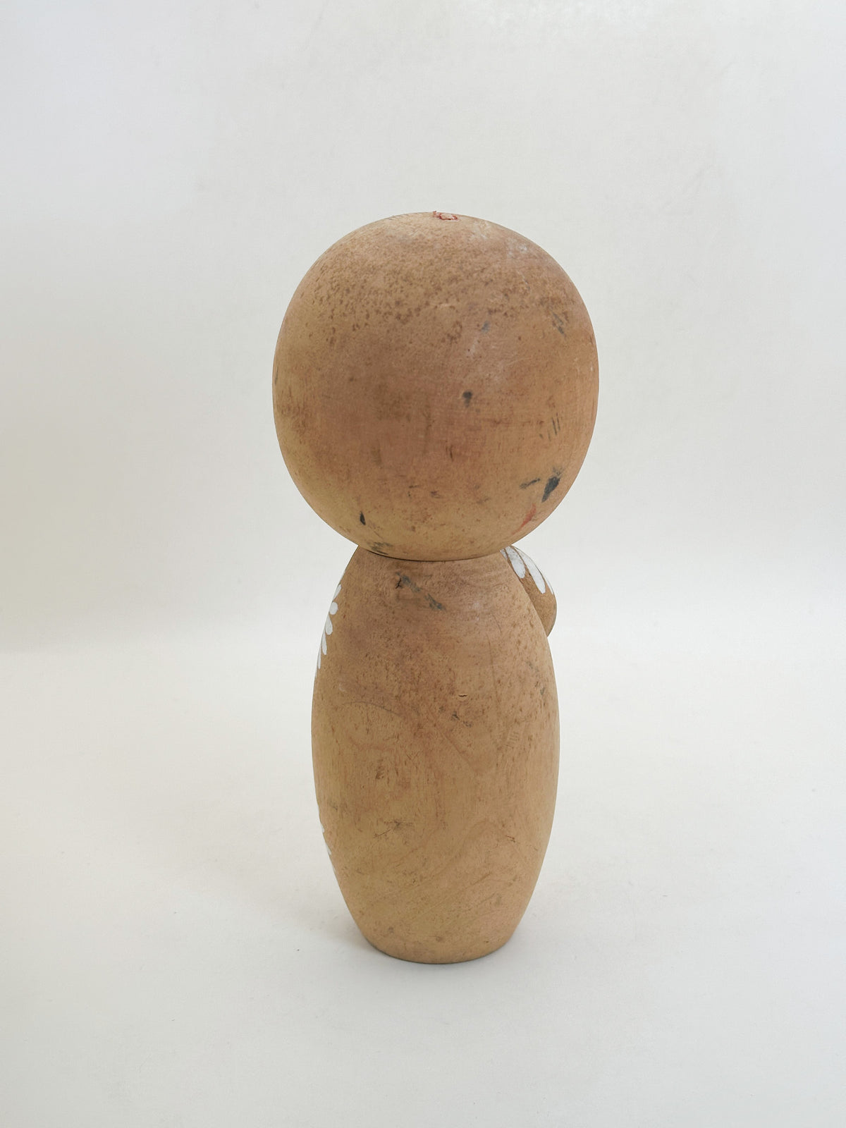 K18180 - Kokeshi créative (Sosaku Kokeshi) par Aoki Ryoka 青木蓼華