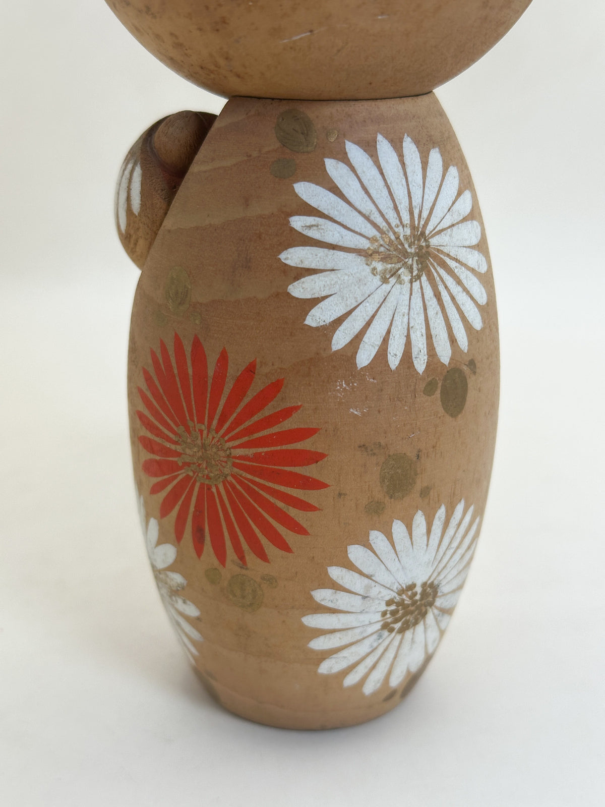 K18180 - Kokeshi créative (Sosaku Kokeshi) par Aoki Ryoka 青木蓼華