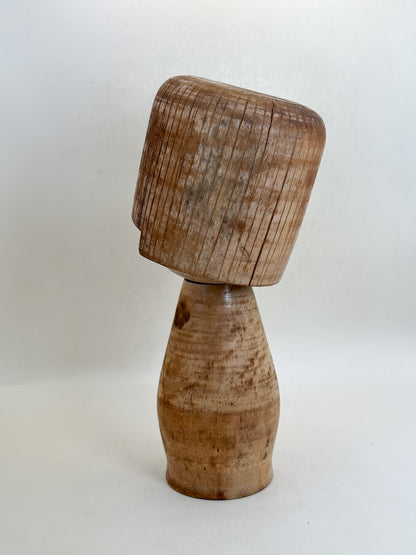K25231 - Sosaku kokeshi by Ueda Izumi 值田和泉