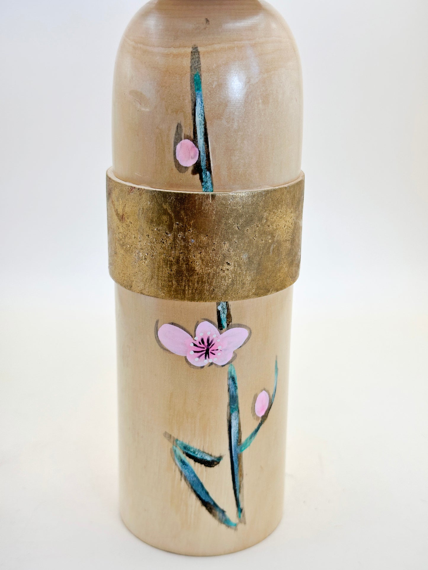 K25103 - Sōsaku Kokeshi by Takahashi Hashime 髙橋はしめ