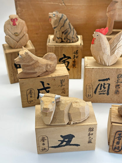 FT437 - Ensemble de figurines en bois sculpté de Kasuga Taisha 春日大社