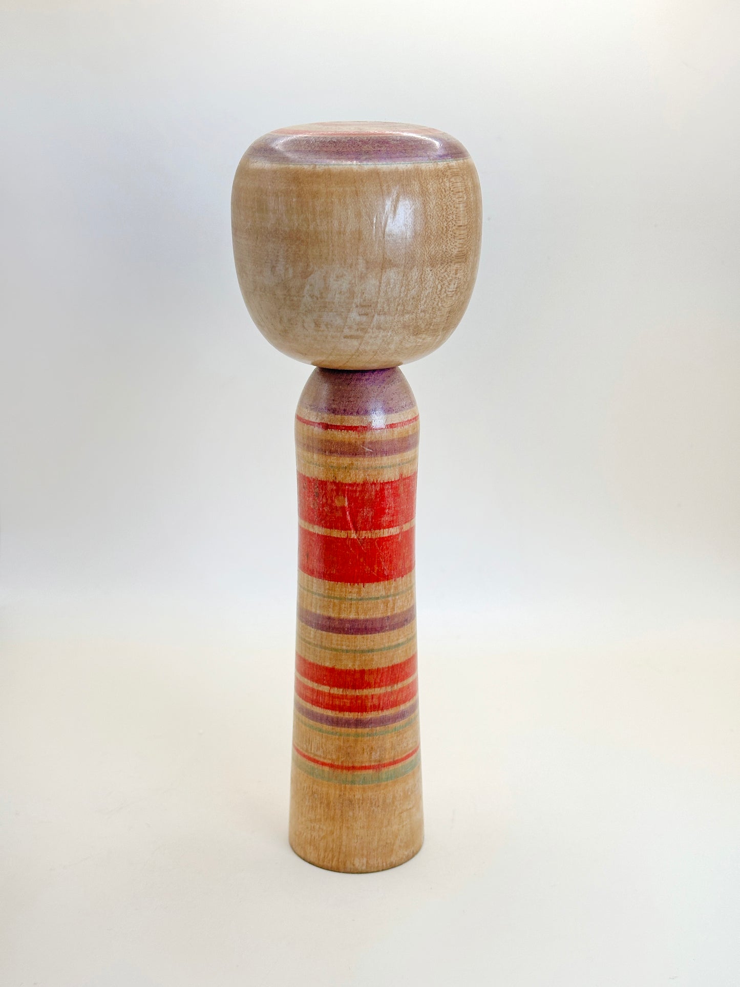 K25104 - Yajiro Kokeshi de Manabu Niiyama 新山学