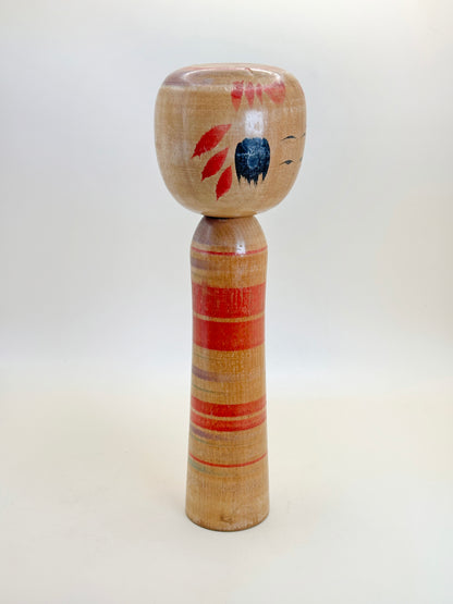 K25104 - Yajiro Kokeshi de Manabu Niiyama 新山学