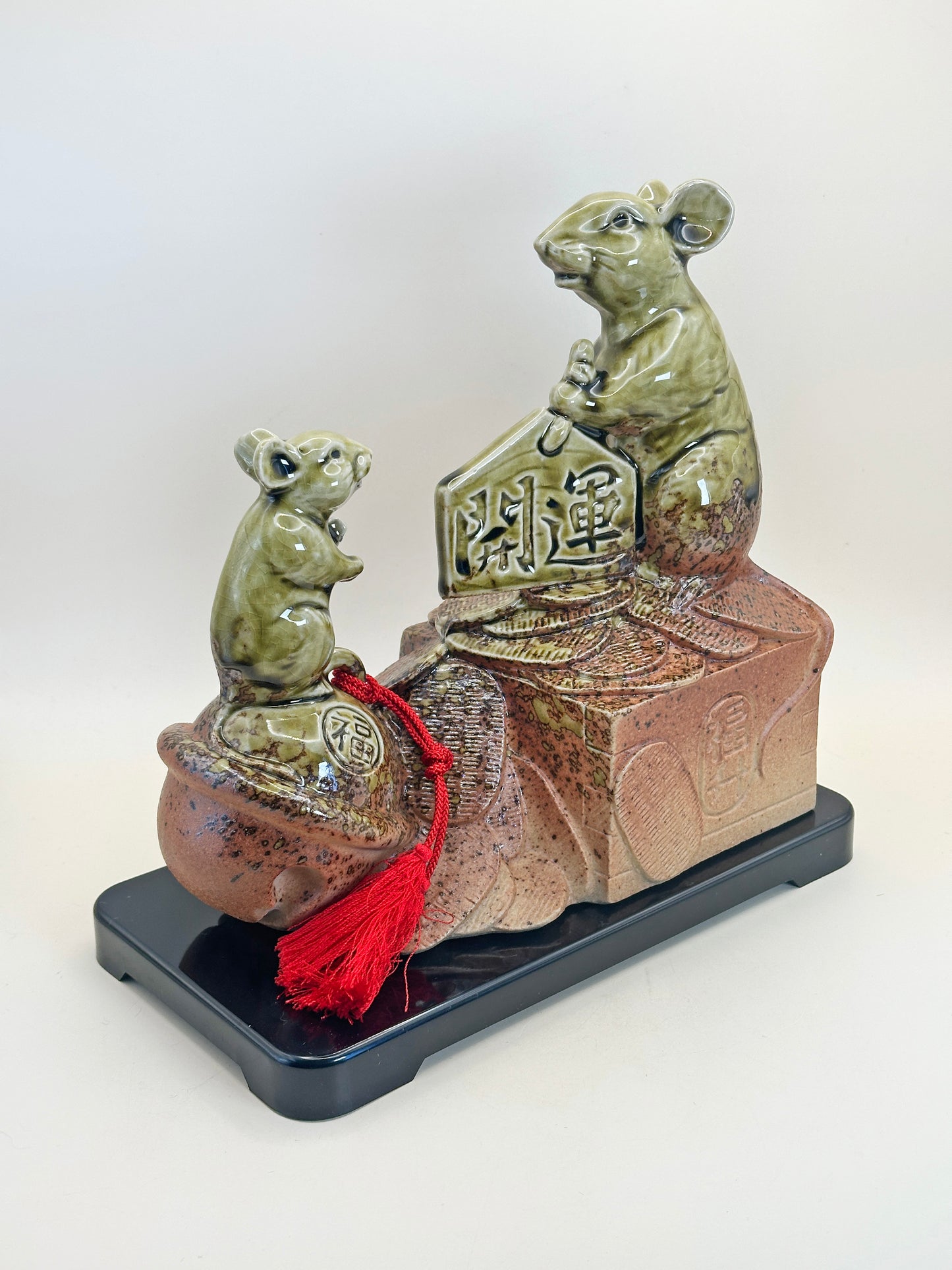 FT309 - Shigaraki-yaki Zodiac Rat Figurine by Tōsen 信楽焼