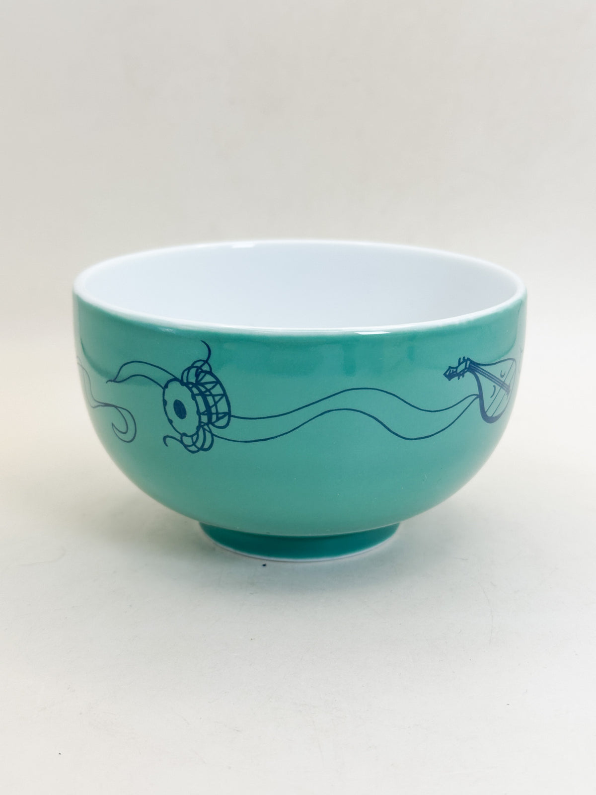 TC149 - Daifuku instruments chawan 楽器尽