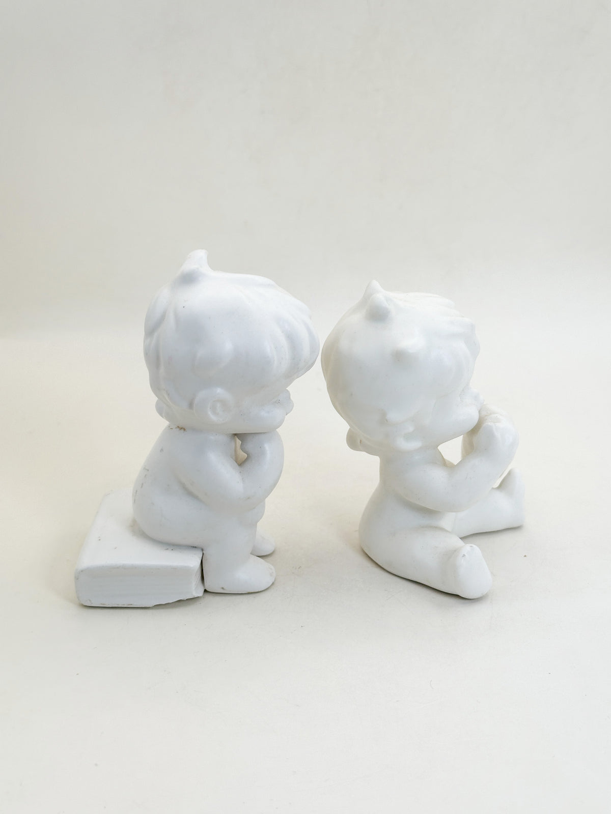 FT584 - Senshukai Ceramic Figurines 千趣会