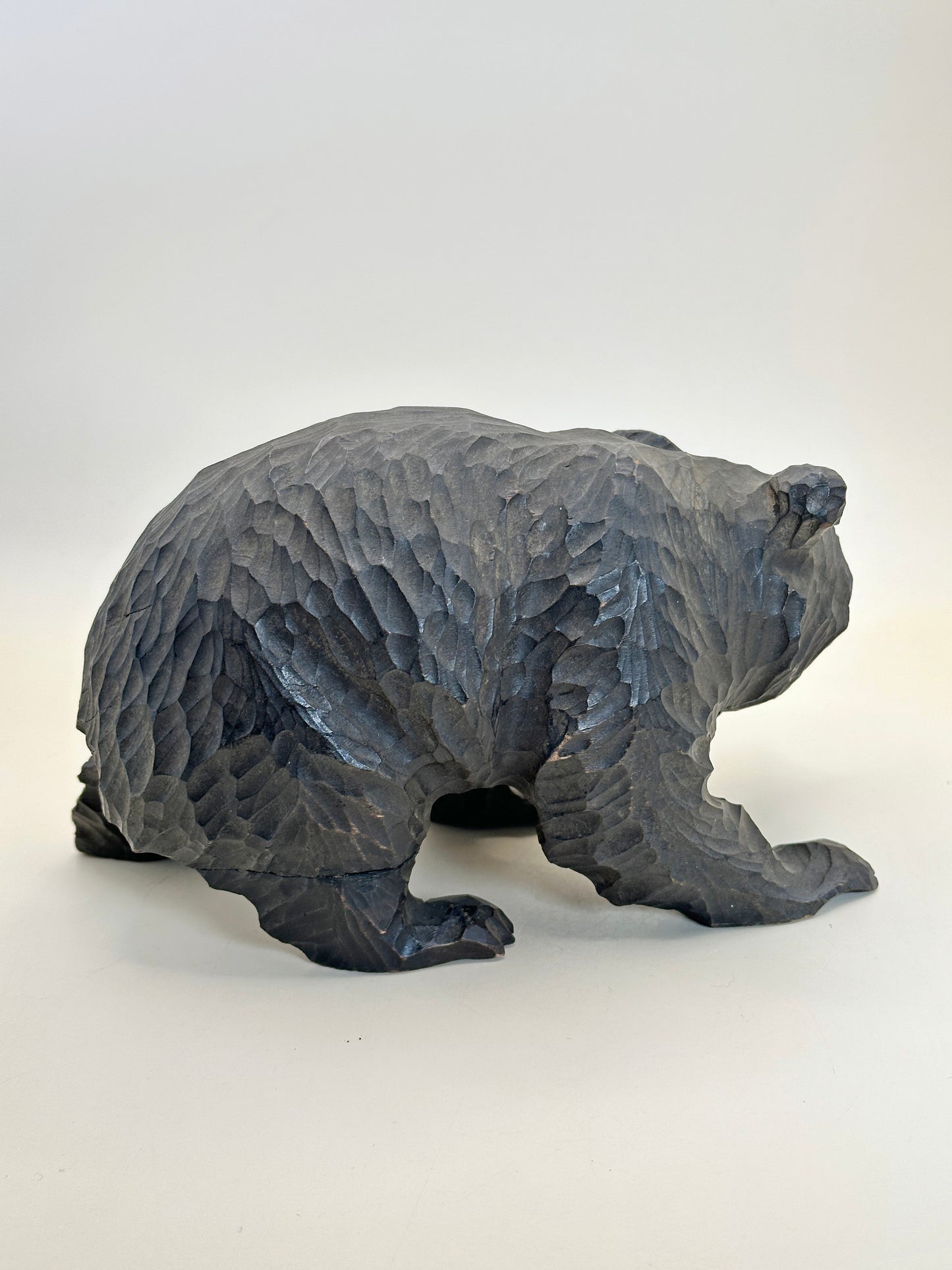 FT310 - Omiyage Japan Folk Crafts Kibori Kuma 木彫り熊