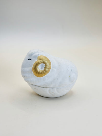 TB159 - Vintage sheep-shaped kōgō 香盒