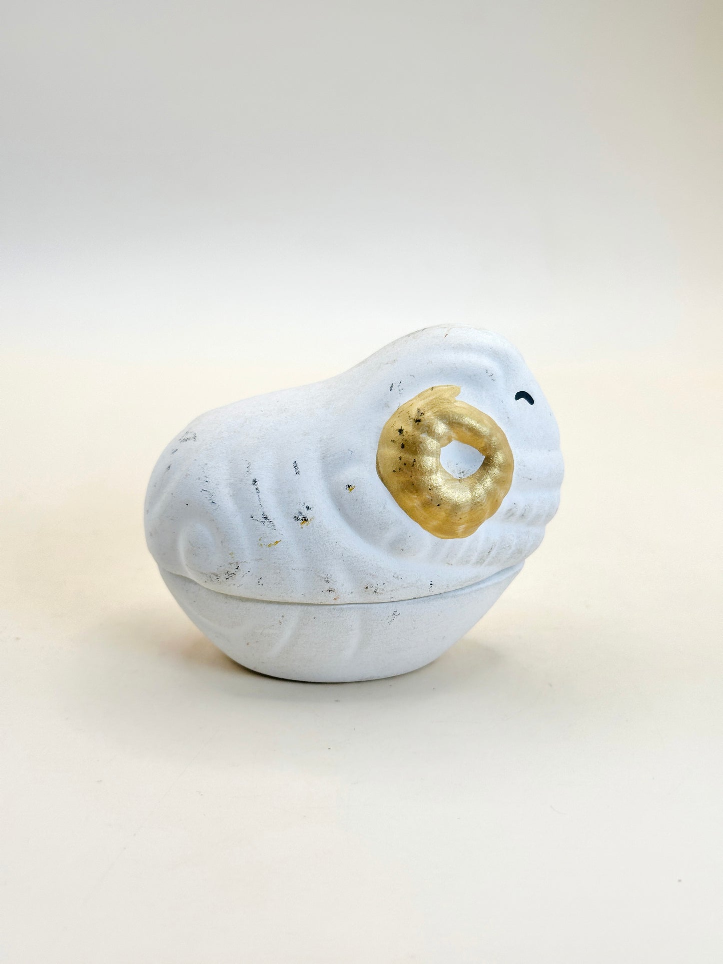 TB159 - Vintage sheep-shaped kōgō 香盒