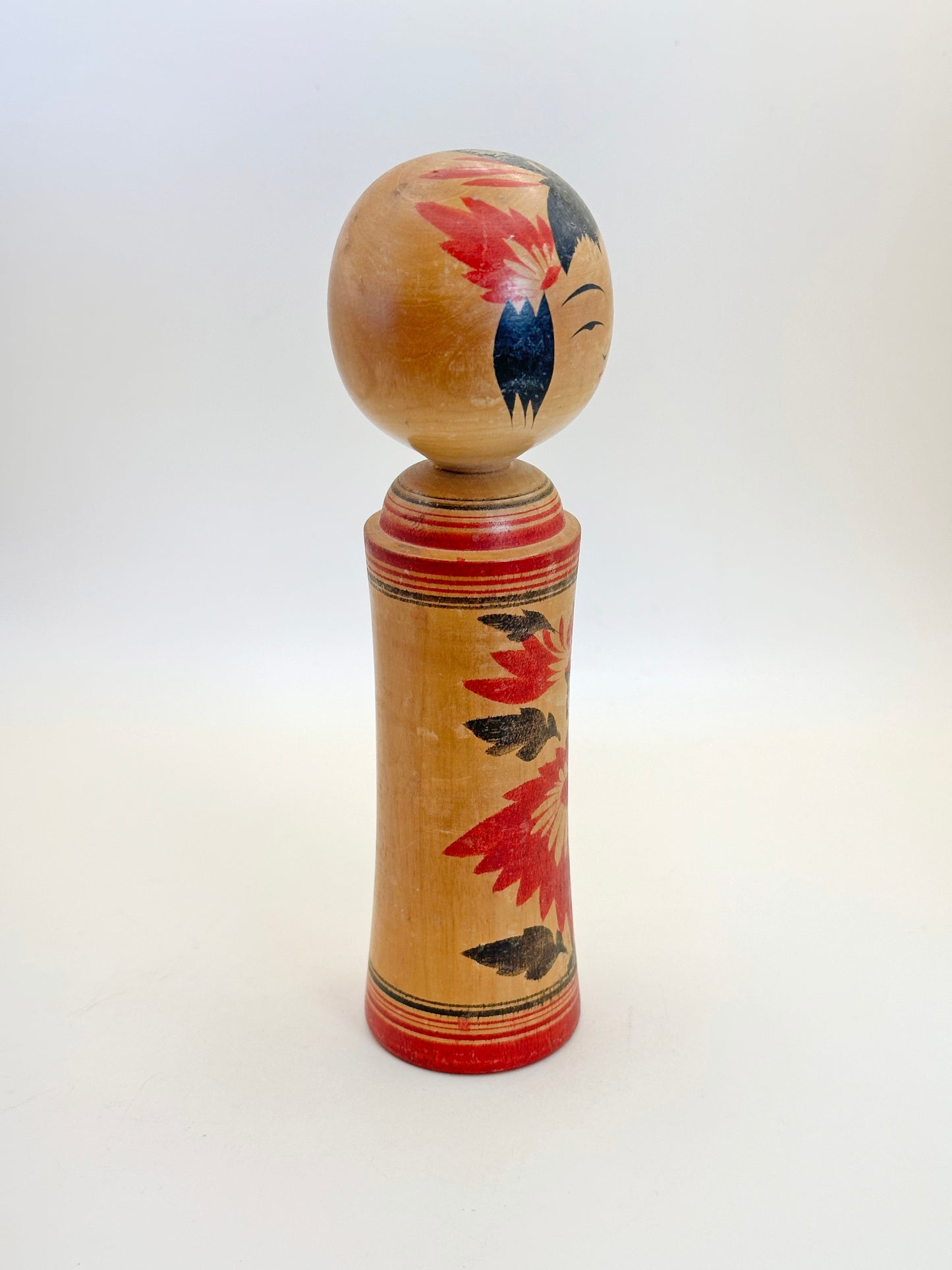 K18132 - Traditional Naruko Kokeshi by Setsuko Hayasaka 早坂せつ子