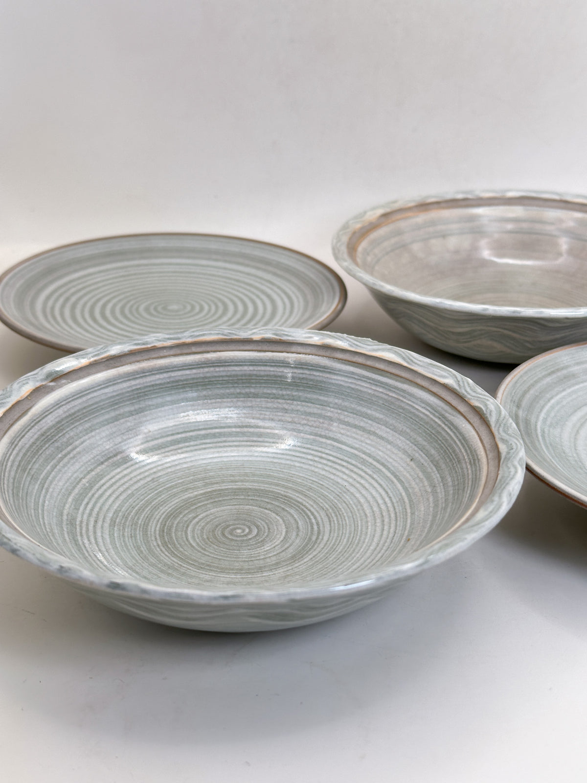 TB455 - Karatsu Lidded Bowls 唐津
