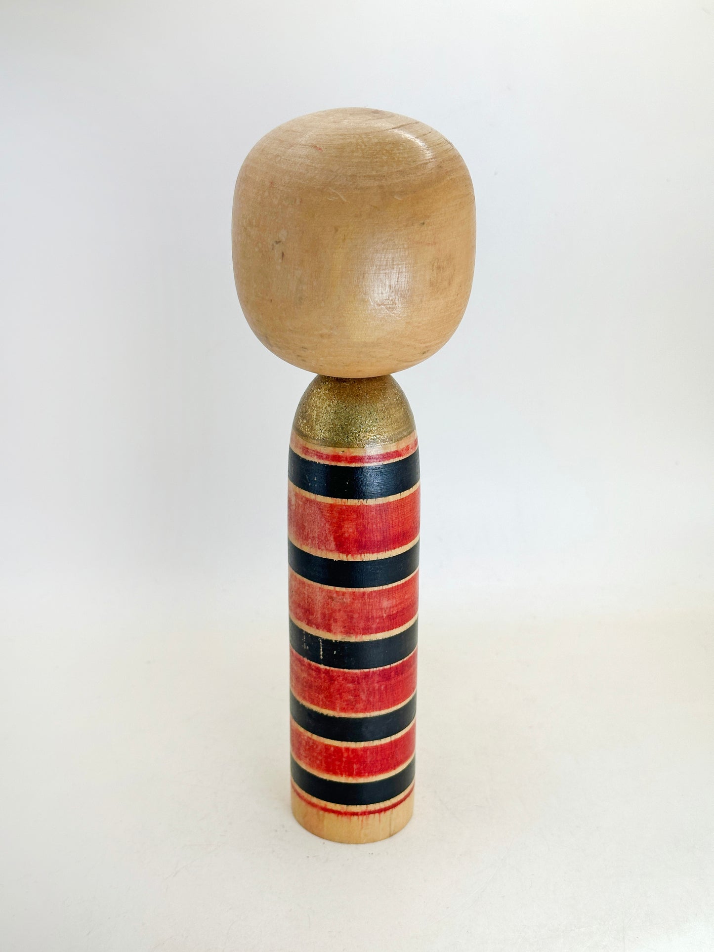 K25167 - Sōsaku Kokeshi by Takahashi Hashime 髙橋はしめ