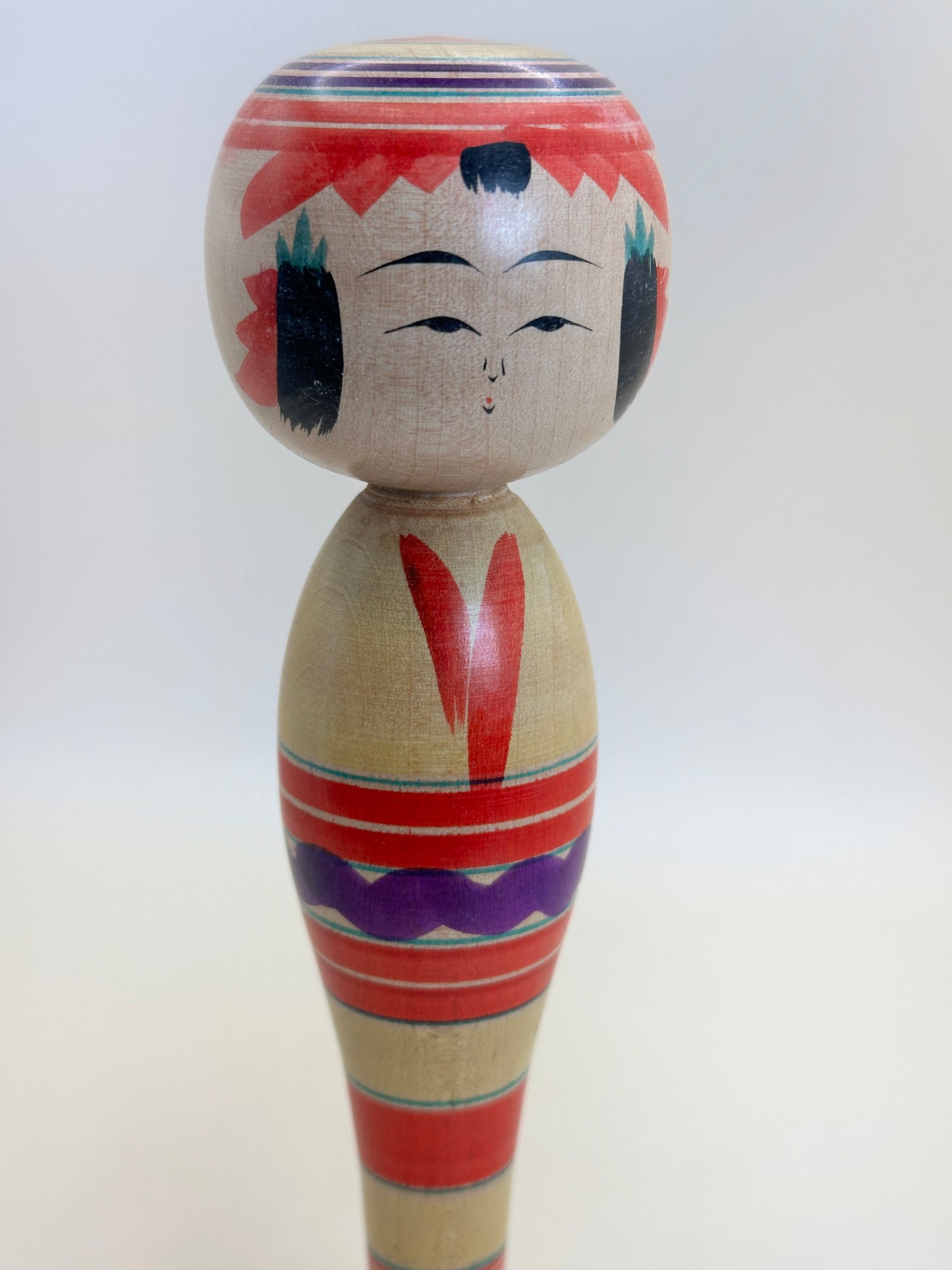 K18133 - Yajiro Kokeshi by Yoshitaro Niiyama 新山吉太郎