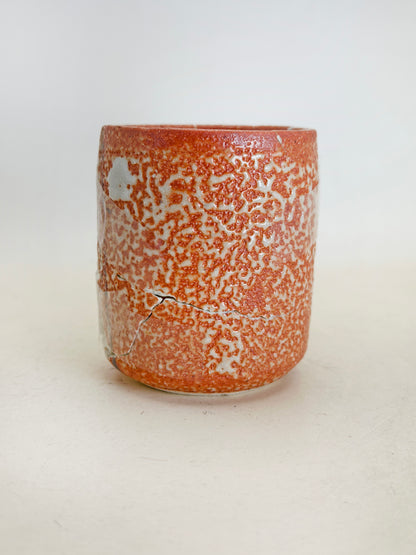 TB281 -  Shino-yaki tea cup for Kintsugi 志野焼