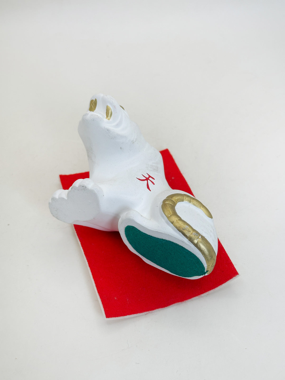 FT602 - Yakushigama White Tiger Eto Figurine 薬師窯