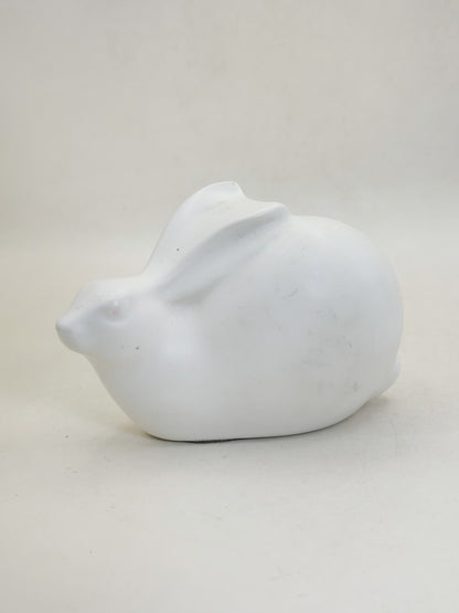 FT610 - Zodiac Rabbit Figurine Izushi Ware Style 出石焼