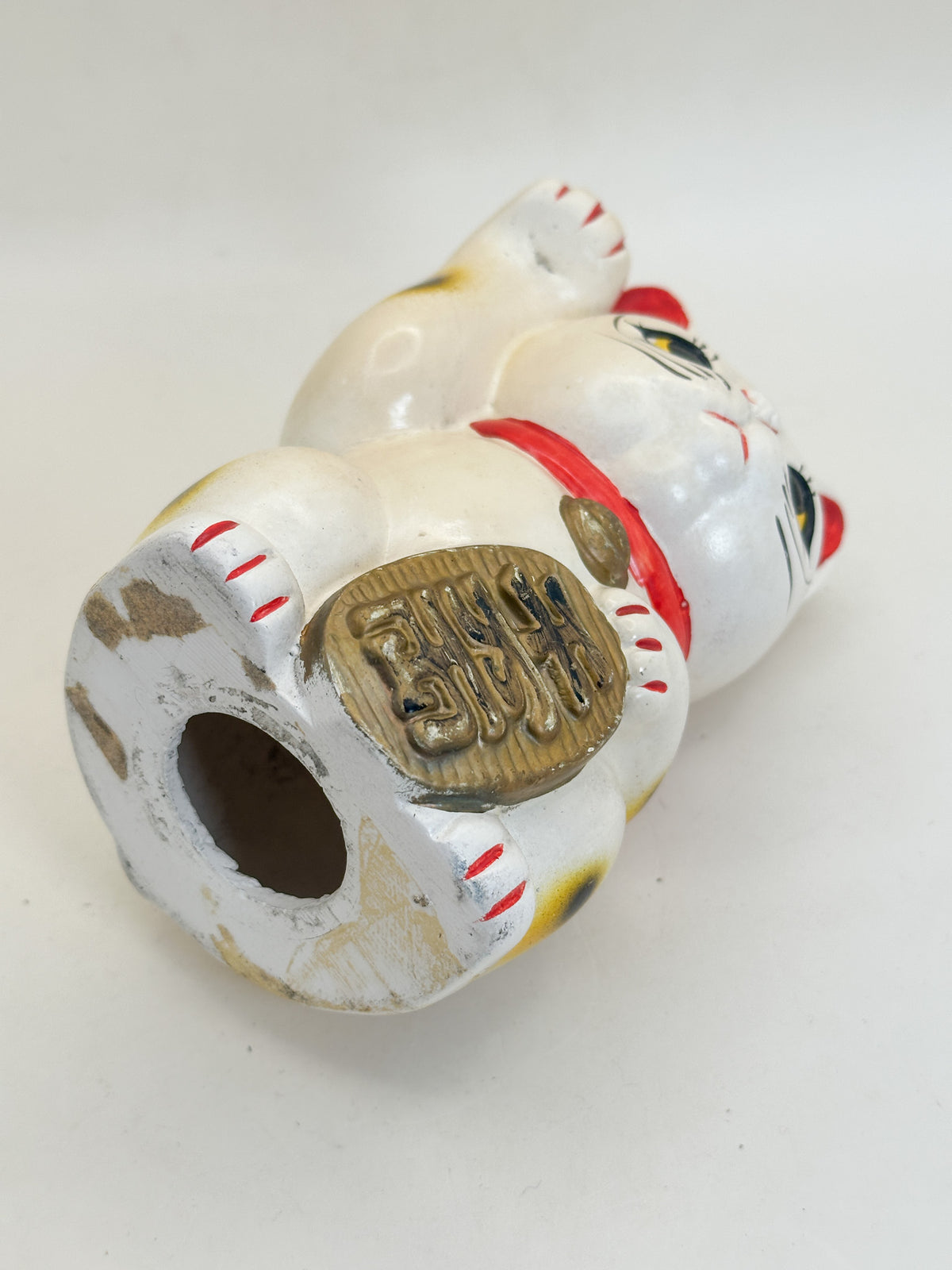 FT611 - Tokoname Ware Maneki Neko 常滑焼