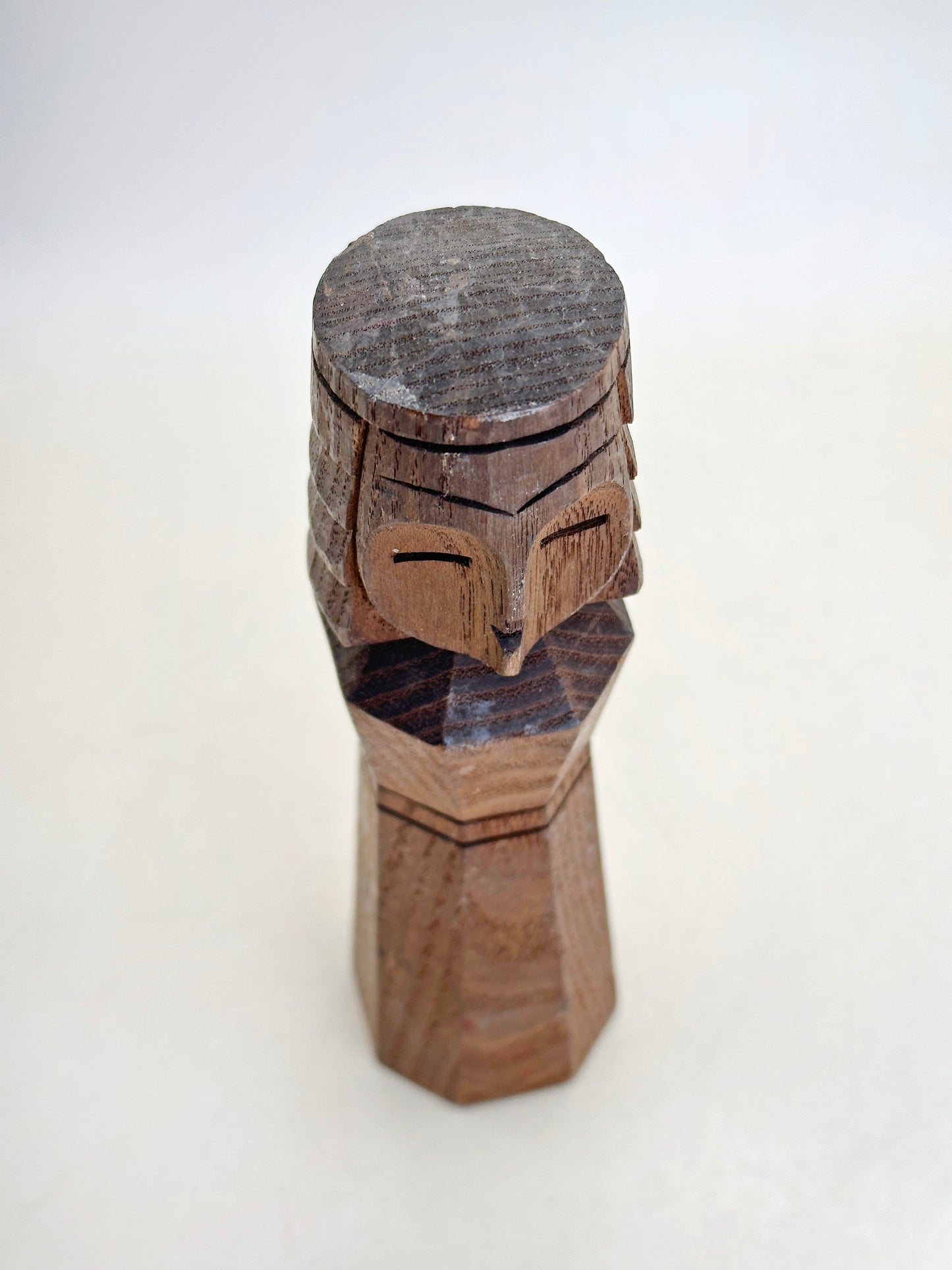 K15153 - Kokeshi Ainu Nipopo de la prison d'Abashiri 網走刑務所
